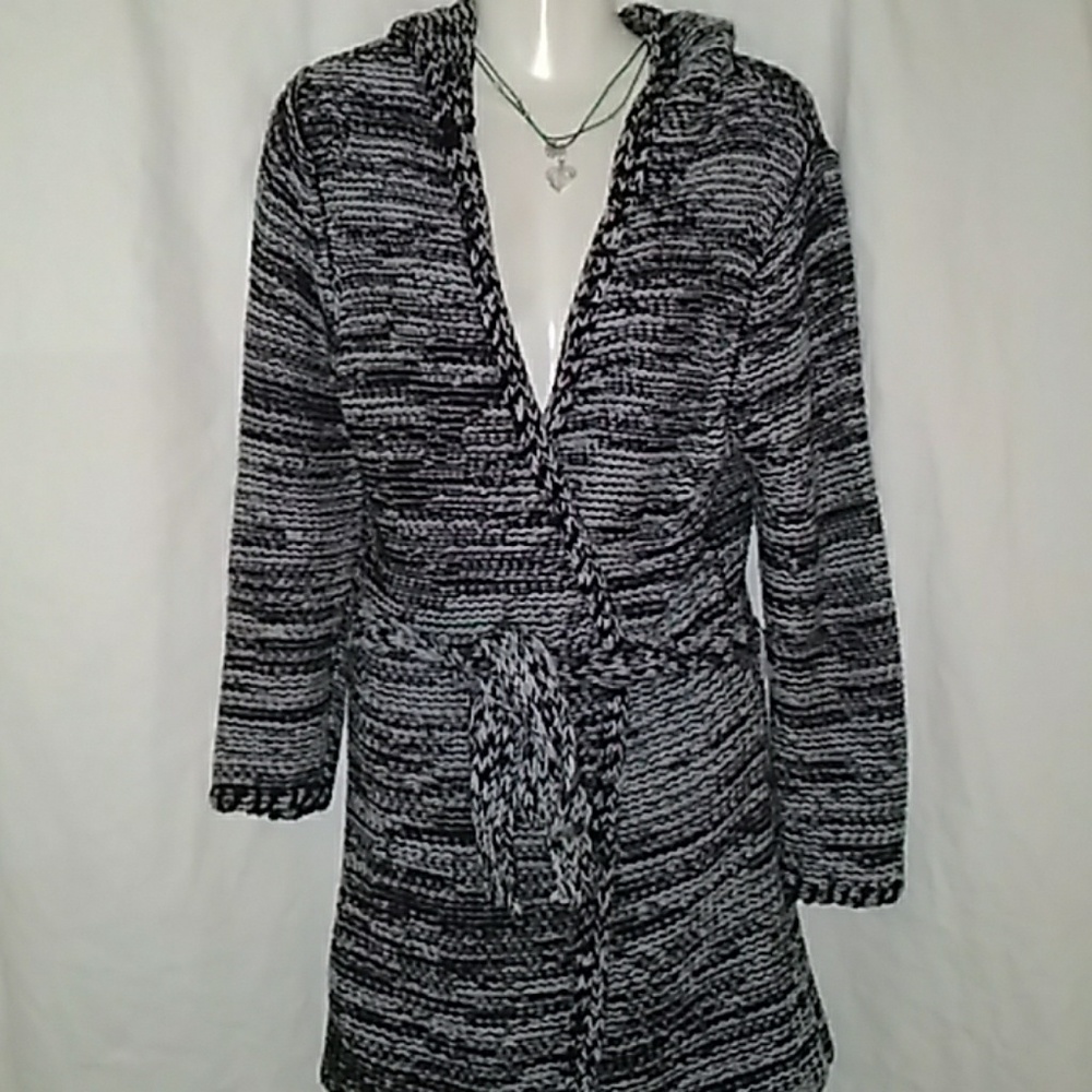 💝East side west side 💝hand knitted sweater